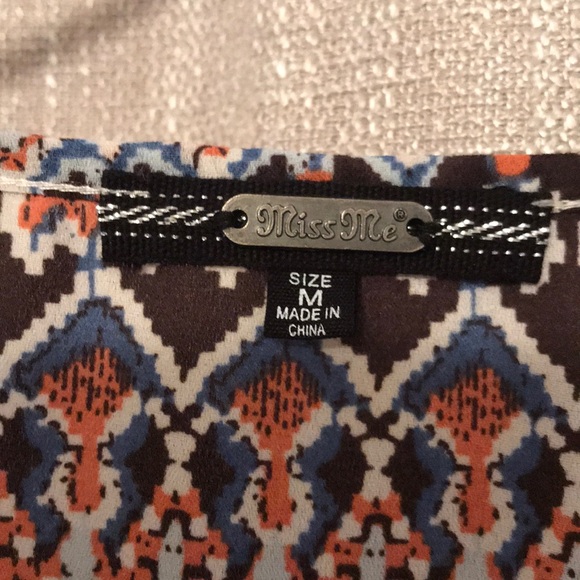 Miss Me Aztec Top - Picture 3 of 3